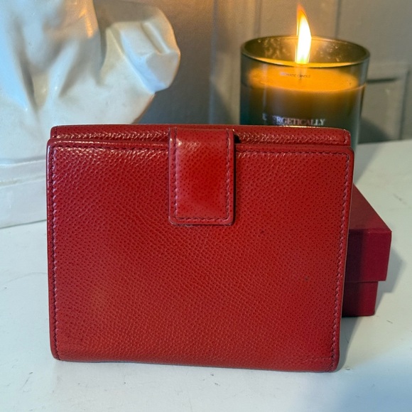 Salvatore Ferragamo Gancini Red Leather Wallet with the Box - Picture 2 of 12